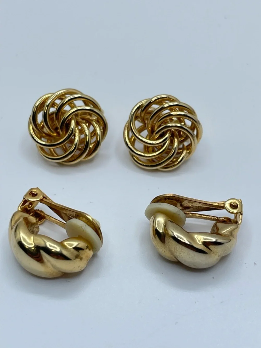 Vintage Joan Rivers Gold Tone Clip On Earrings Set Knot Swirl Studs With Box